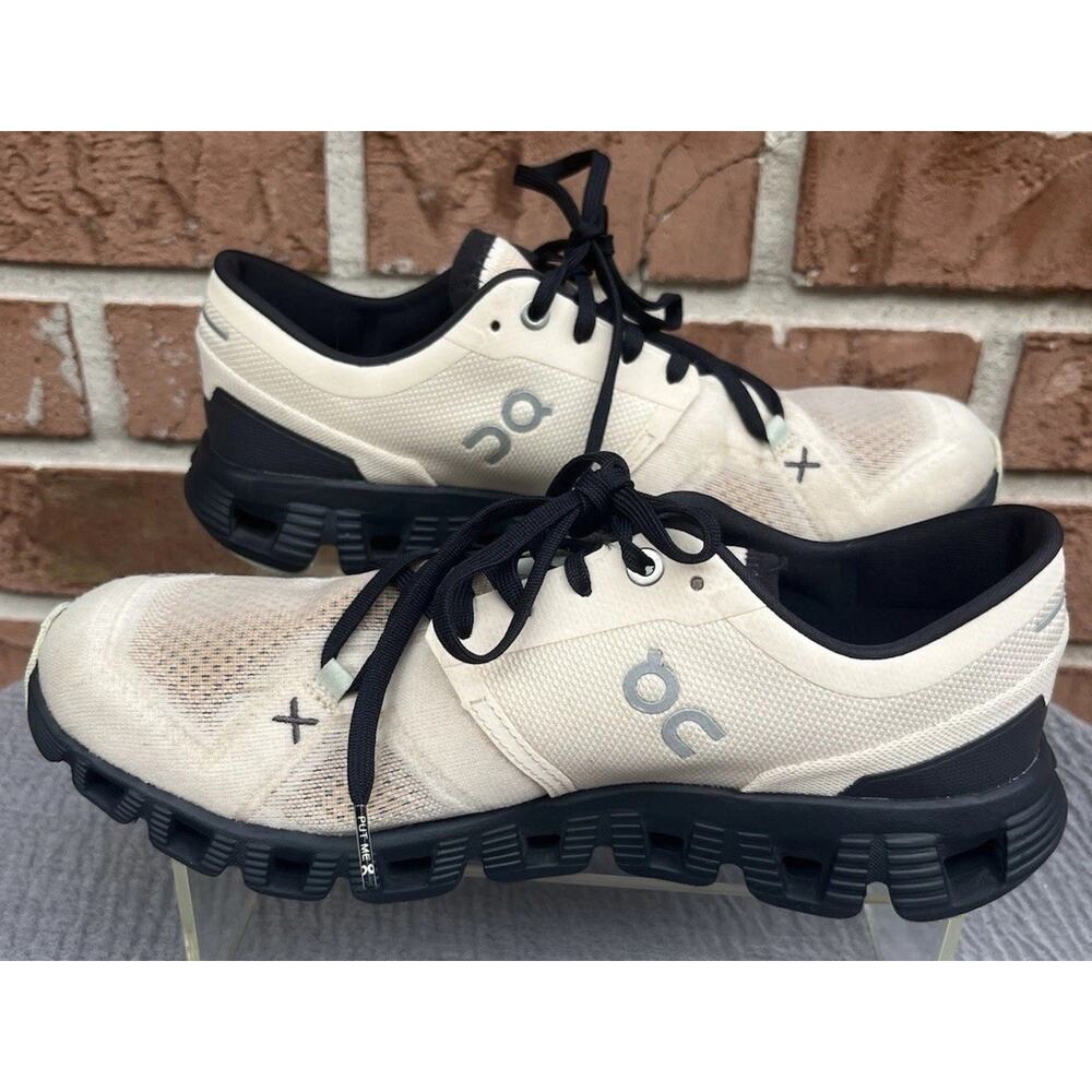 Women's On Cloud Cloud X Off white/Cream /Light Tan Athletic Sneaker Size 8.5